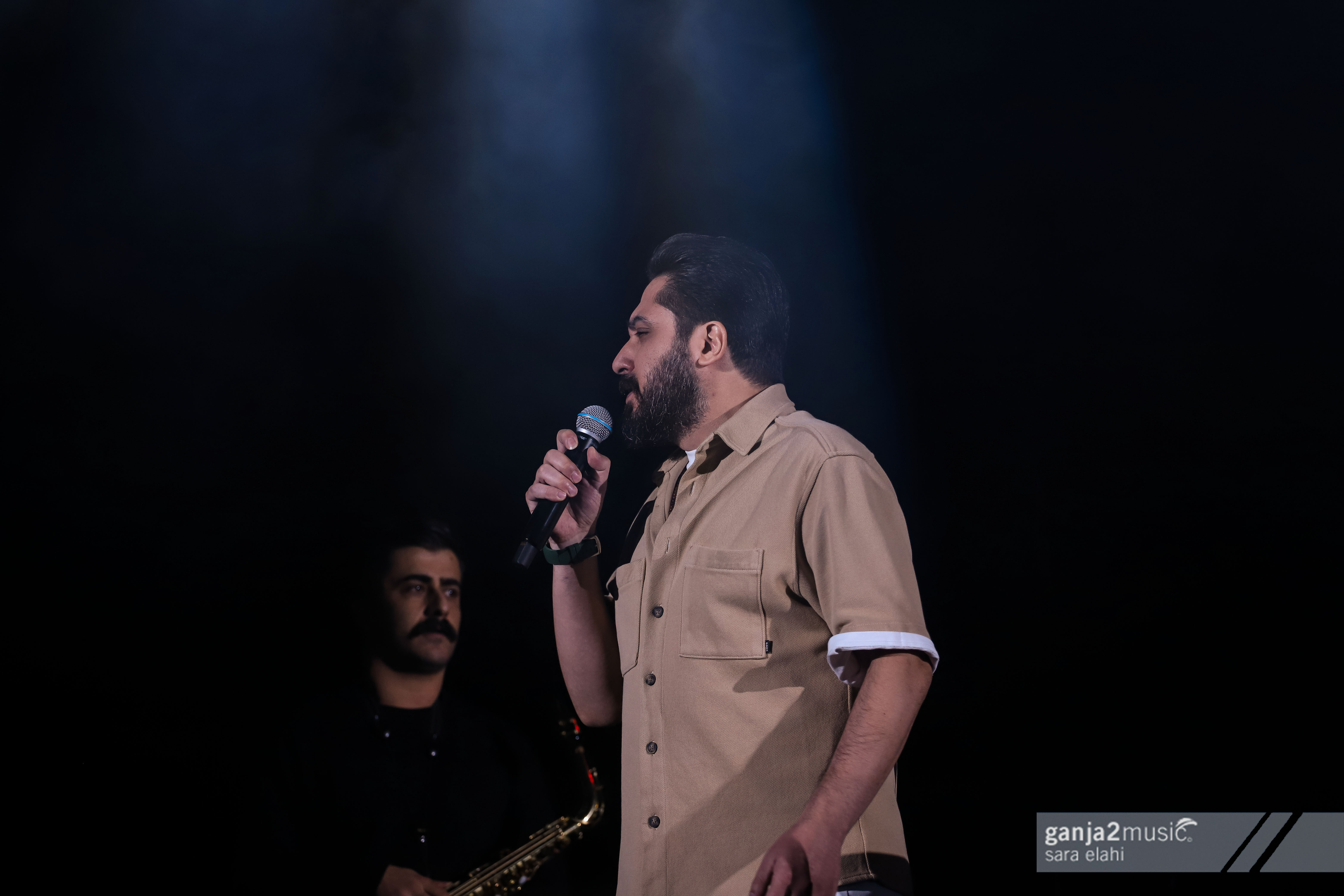 کنسرت ر‌وزبه بمانی پنجم اردیبهشت 1403 - تصویر 1