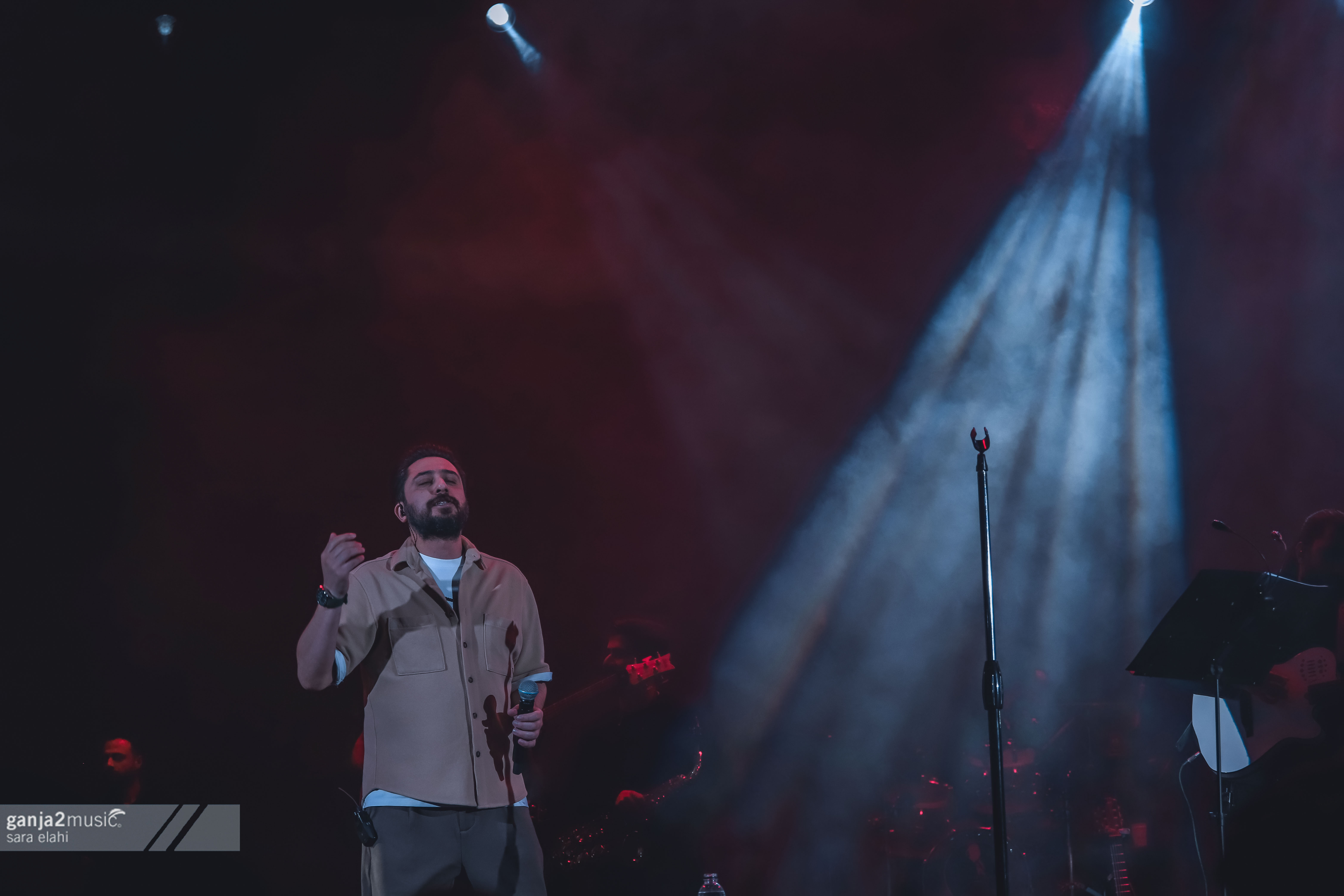 کنسرت ر‌وزبه بمانی پنجم اردیبهشت 1403 - تصویر 5