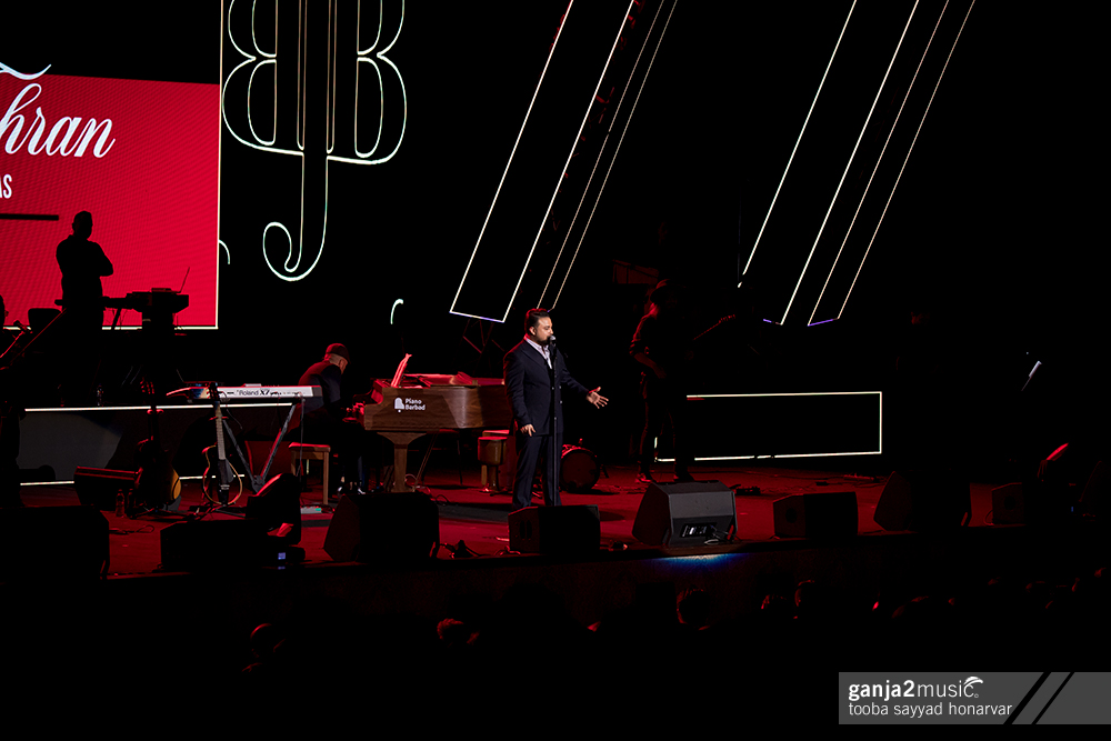 کنسرت بابک جهانبخش بیست ویکم آبان ۱۴۰۴ - تصویر 12