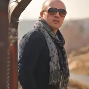 Ashkan Shamloo – Bahat Beham Nemizanam