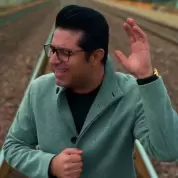 Hojat Ashrafzadeh – Kaman Abroo