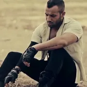 تتلو : در سوپر مارکت کار می کردم