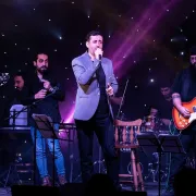 نخستین آلبوم ویحک رونمایی شد