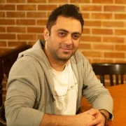 پیمان ملکی خواننده تیتراژ پایانی ” به خانه برمی‌گردیم